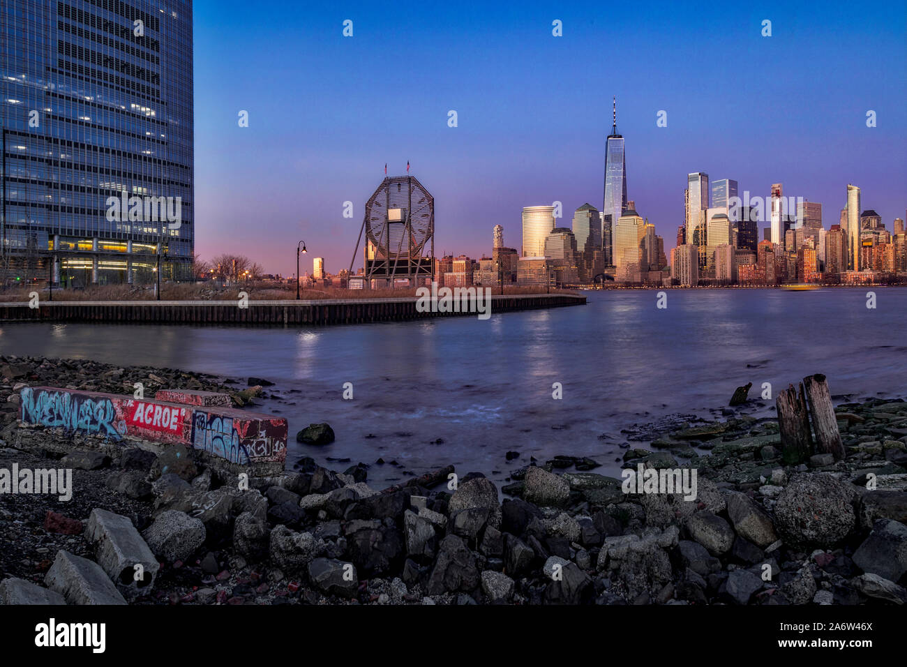 Colgate Clock e lo skyline di New York Foto Stock