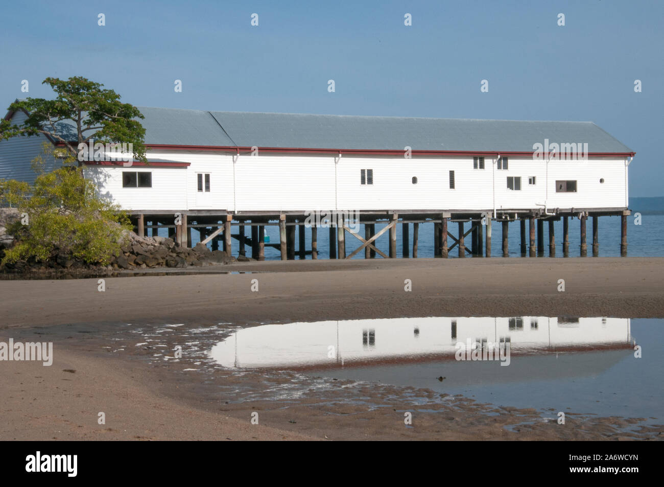 Il vecchio zucchero Wharf a Port Douglas, ora un elegante destinazione turistica in Tropical North Queensland, Australia Foto Stock