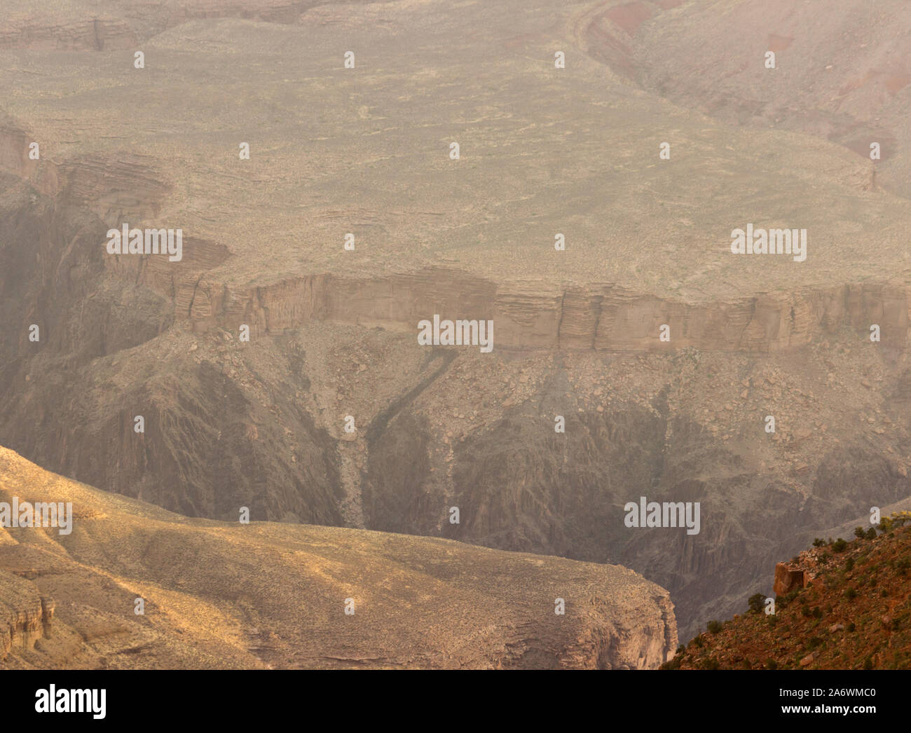 New Scenic 5 posti, ampia veduta della scogliera nel Grand Canyon su una chiara giornata di sole Foto Stock