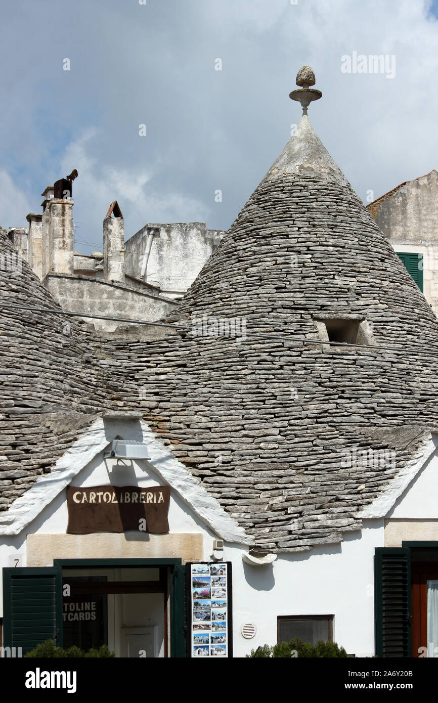 L'Italia, Puglia, trulli di Alberobello Foto Stock