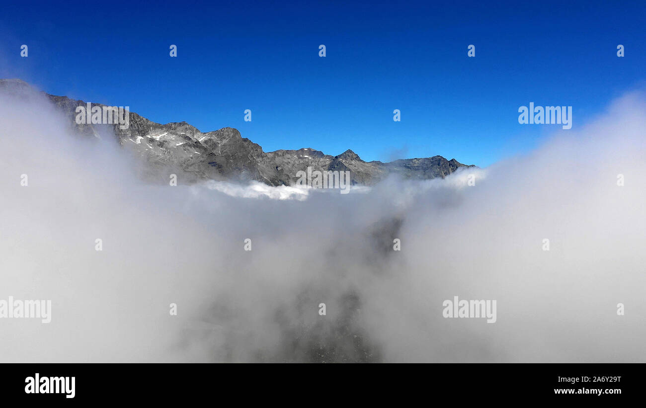 L'Italia, Alpi occidentali in piemonte, valle di Macugnaga e del cloud Foto Stock
