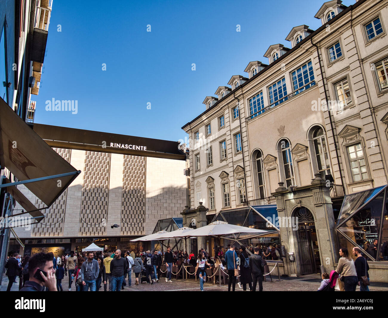Vista dell'edificio del dipartimento store la rinascente a Torino Milano Foto Stock