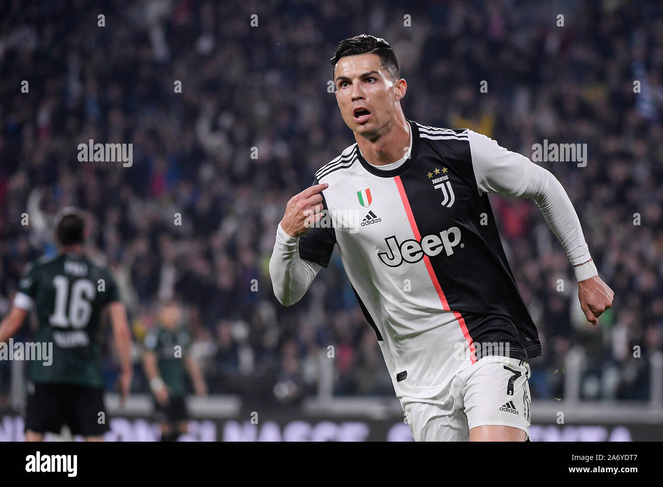 La Juventus player Cristiano Ronaldo durante la Juventus - Bologna partita di calcio in Allianz Stadium di Torino Foto Stock