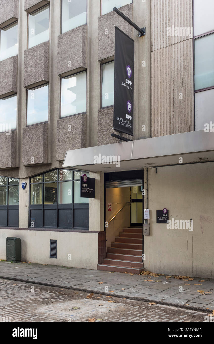 BPP Holdings Limited è una società holding del Regno Unito provider basato su professionali e di una formazione accademica. BPP è un'università privata. Foto Stock