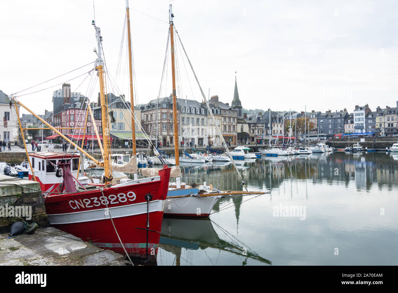 Porto di Honfleur, Honfleur, Normandia, Francia Foto Stock