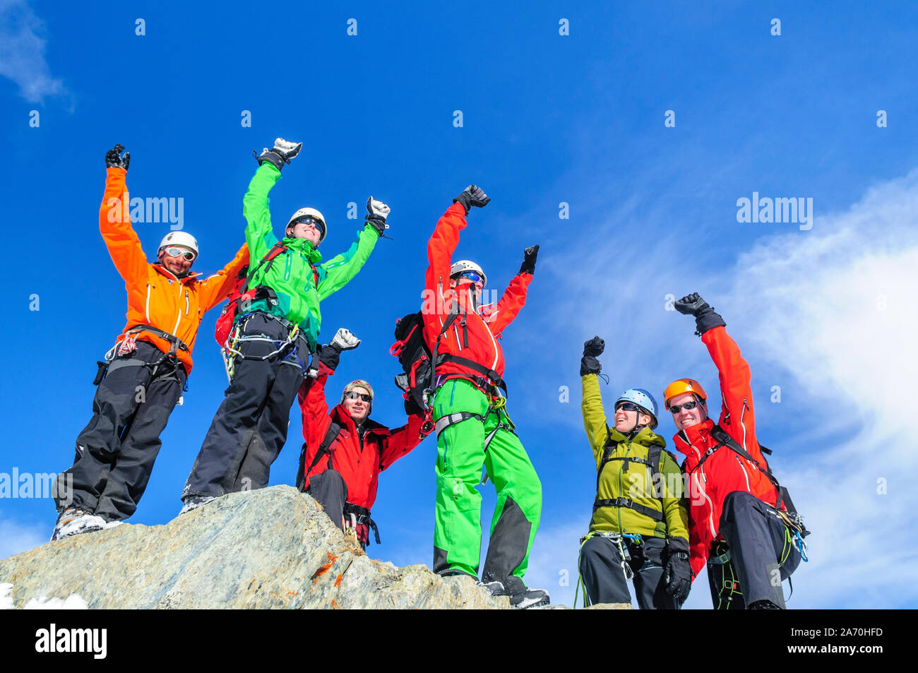 Avventurieri sul vertice di una elevata escursione alpina in Monte Rosa Foto Stock