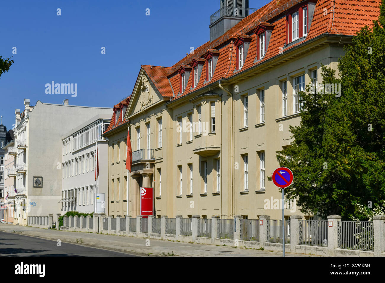 Deutsche Rentenversicherung, Knappschaft Bahn vedere, August-Bebel-Straße, Cottbus, Brandeburgo, Deutschland Foto Stock