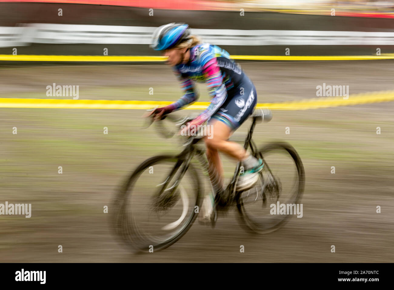 WA17374-00...Washington - Le donne della gara di ciclocross a Fort Stilacomb in Lakewood. Foto Stock