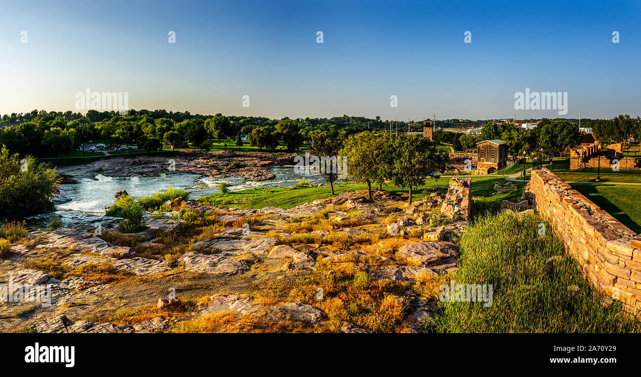 Le cascate che danno il nome alla città - Sioux Falls, South Dakota. Foto Stock