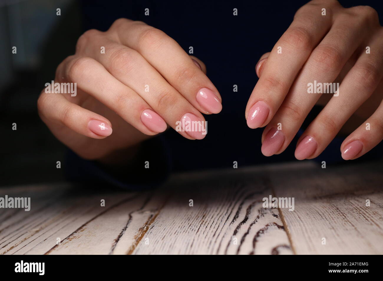 Design manicure, polacco suggerimenti. Foto Stock