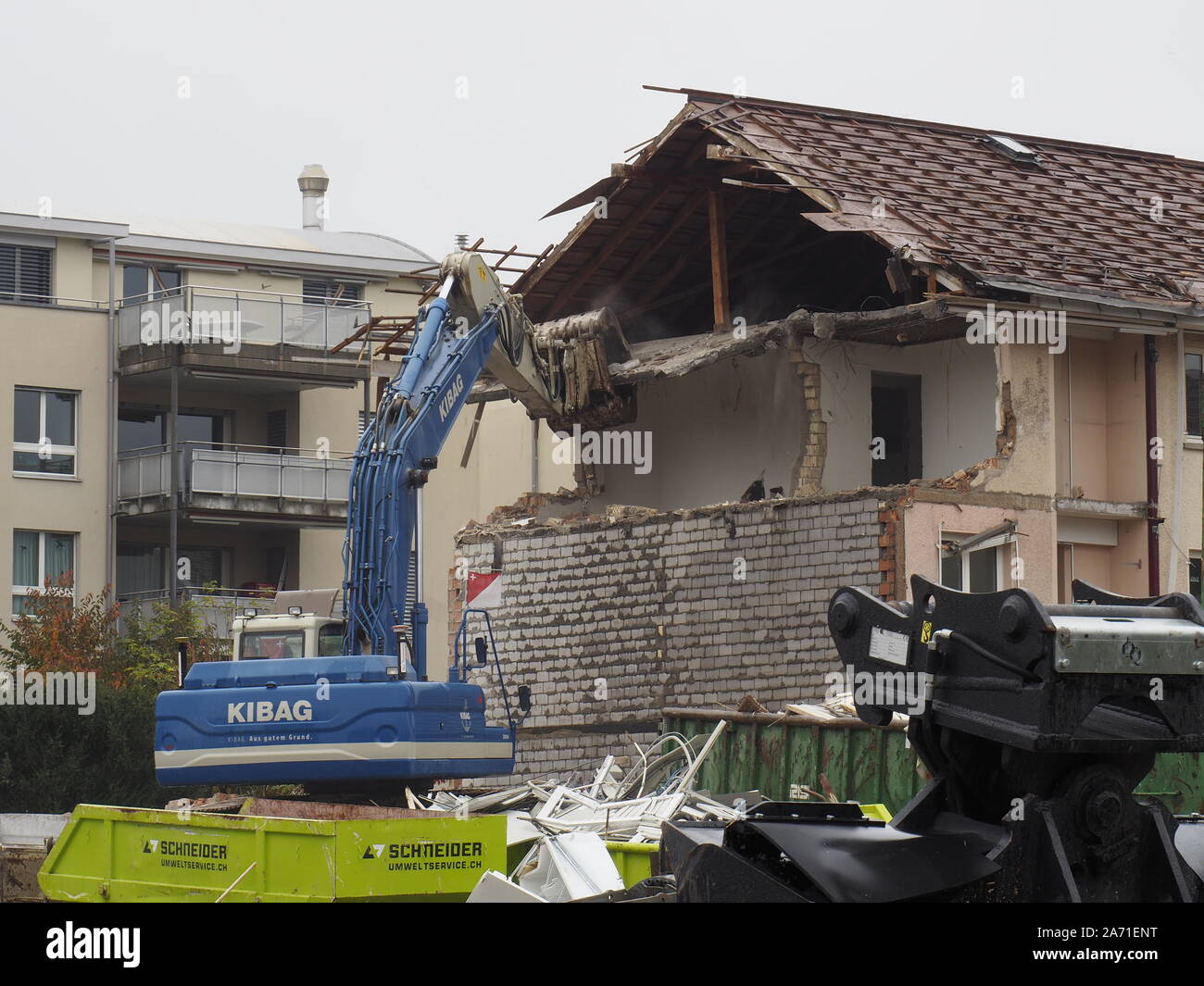 Abbruch einer Wohnsiedlung in Regensdorf ZH Foto Stock