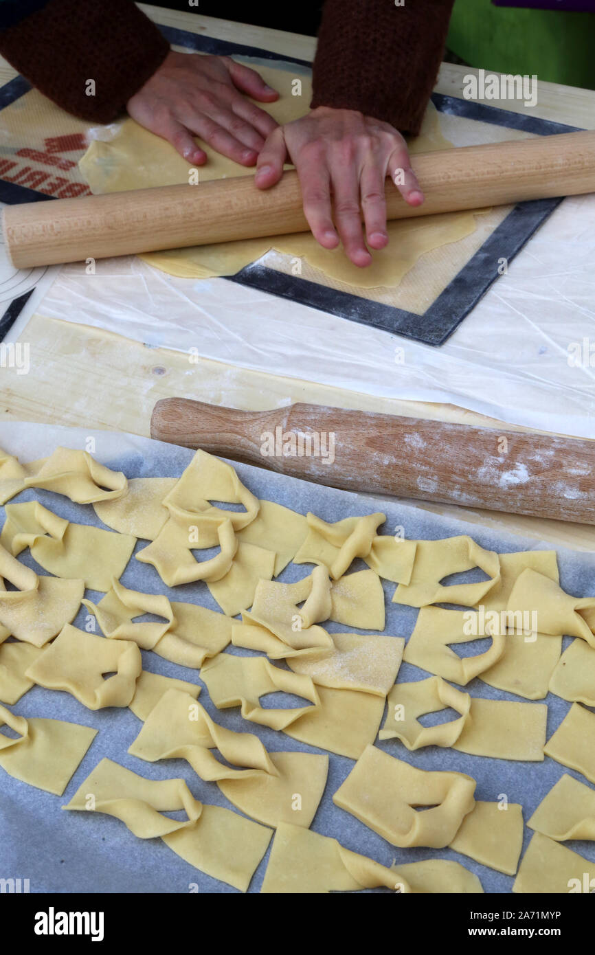 Fabrication de chauffage et de chauffage. Saint-Gervais-les-Bains. Alta Savoia. Francia. Foto Stock