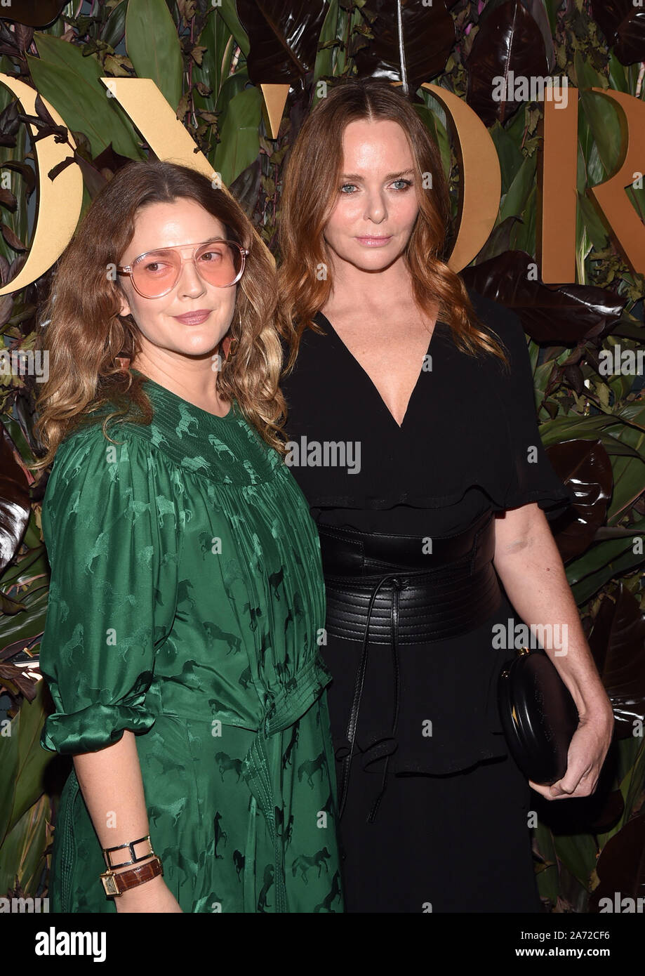 New York, NY, STATI UNITI D'AMERICA. 29 ott 2019. Drew Barrymore e Stella McCartney a WWD onori presso Intercontinental Barclay a New York City il 29 ottobre 2019. Credito: John Palmer/media/punzone Alamy Live News Foto Stock