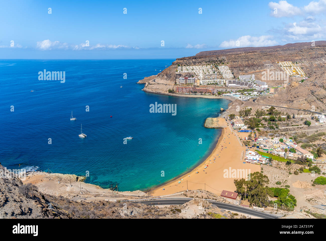 Paesaggio con Playa de Tauro spiaggia su Gran Canaria, Spagna Foto Stock