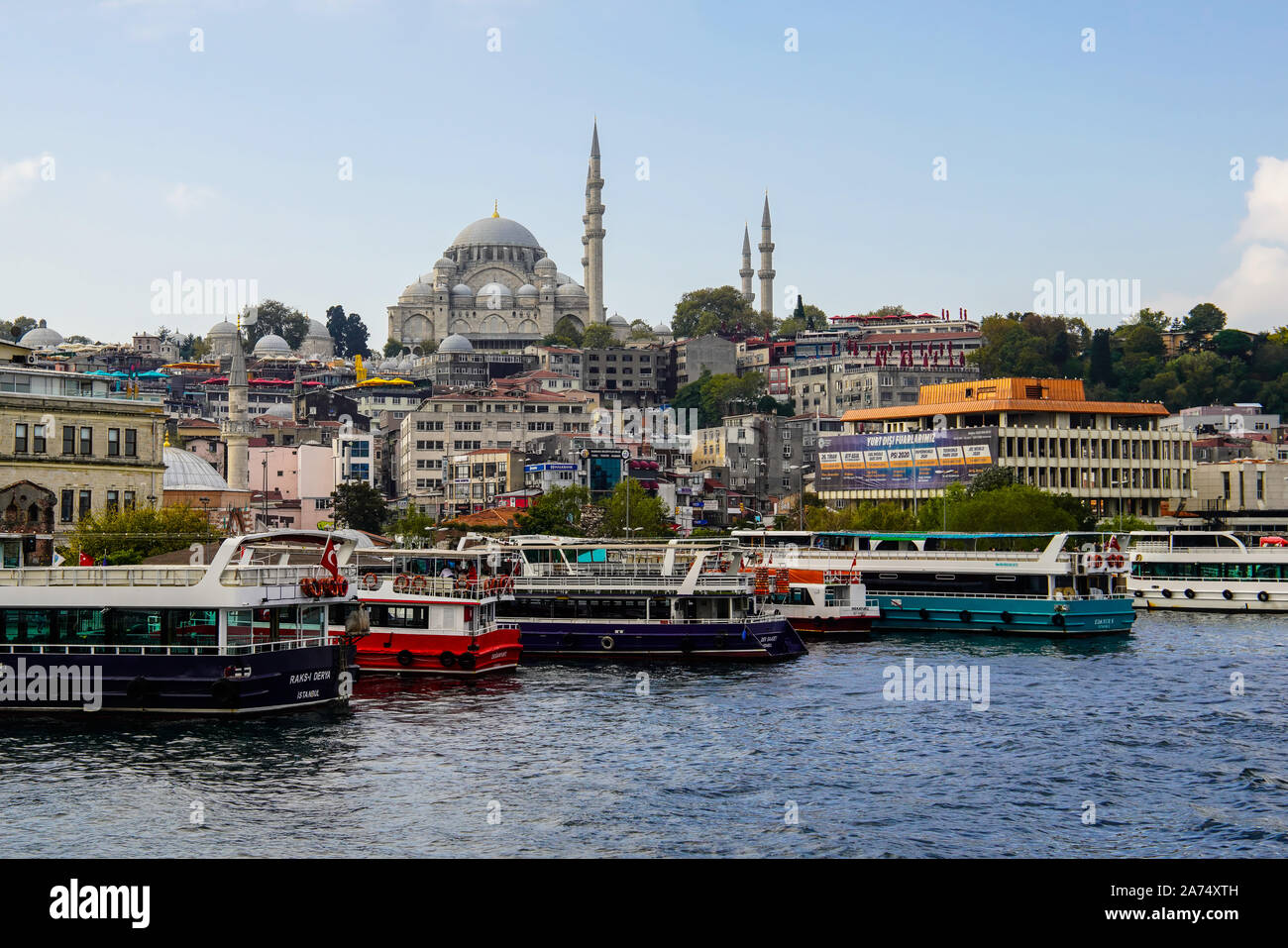 Vista panoramica di Karaköy un porto-lato, Istanbul, Turchia. Foto Stock