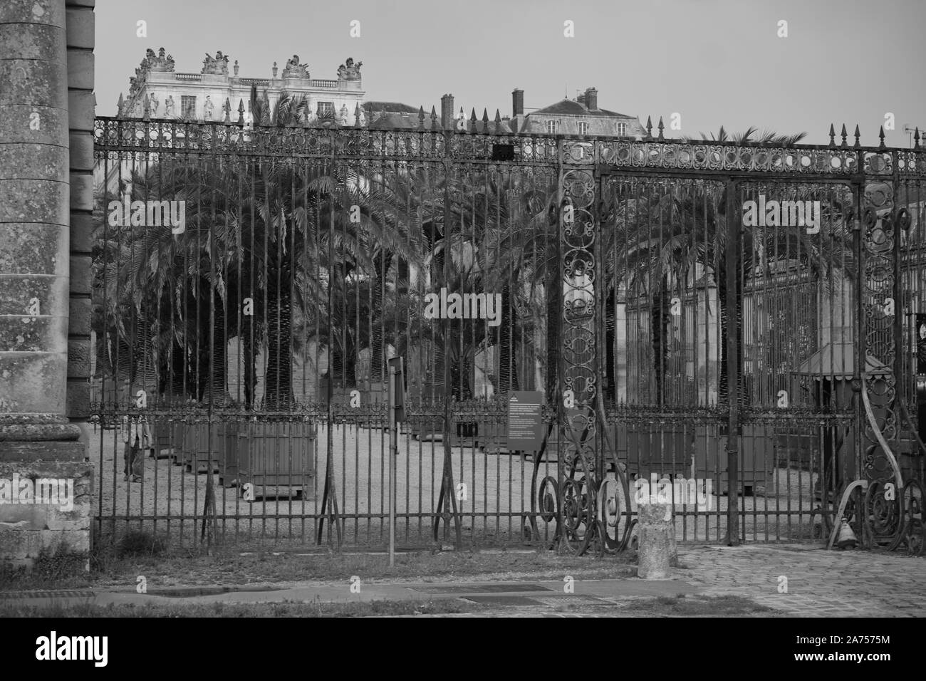 Tall Gate a Orangerie Versailles Foto Stock