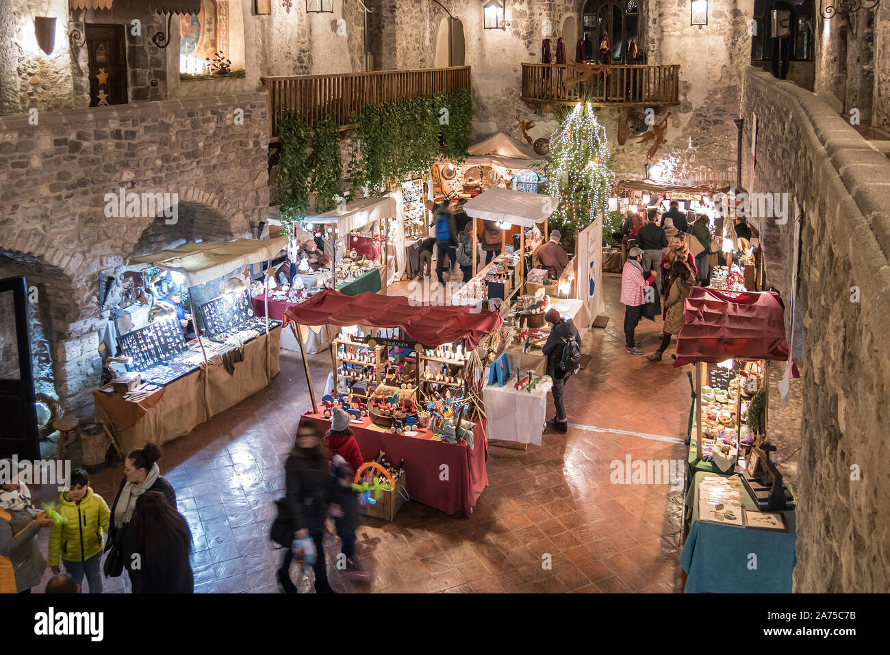 Mercatino di Natale nel castello di Limatola, Caserta Italia. Foto Stock