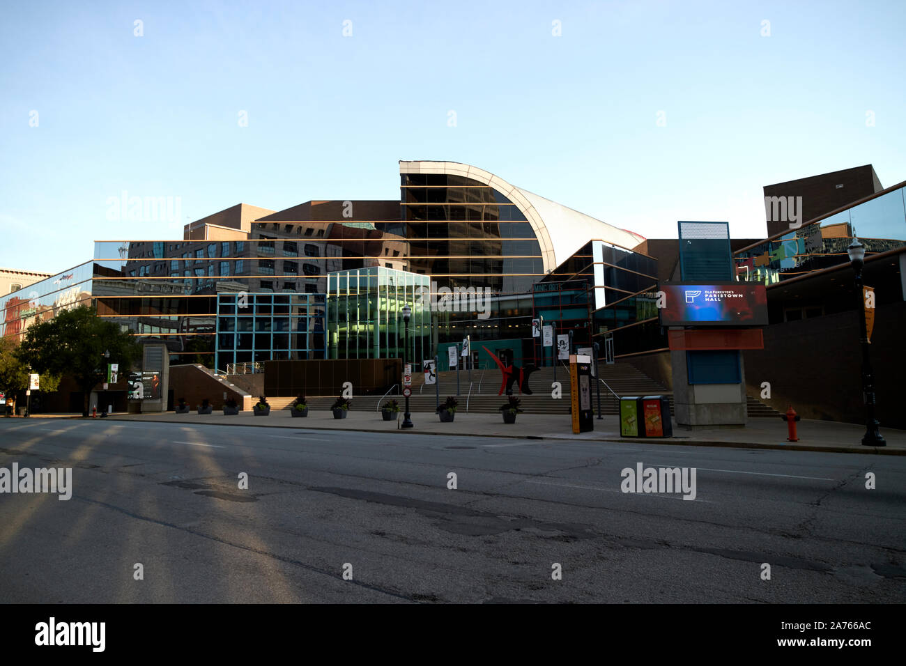 Il centro del Kentucky precedentemente il kentucky center for the performing arts louisville kentucky NEGLI STATI UNITI Foto Stock