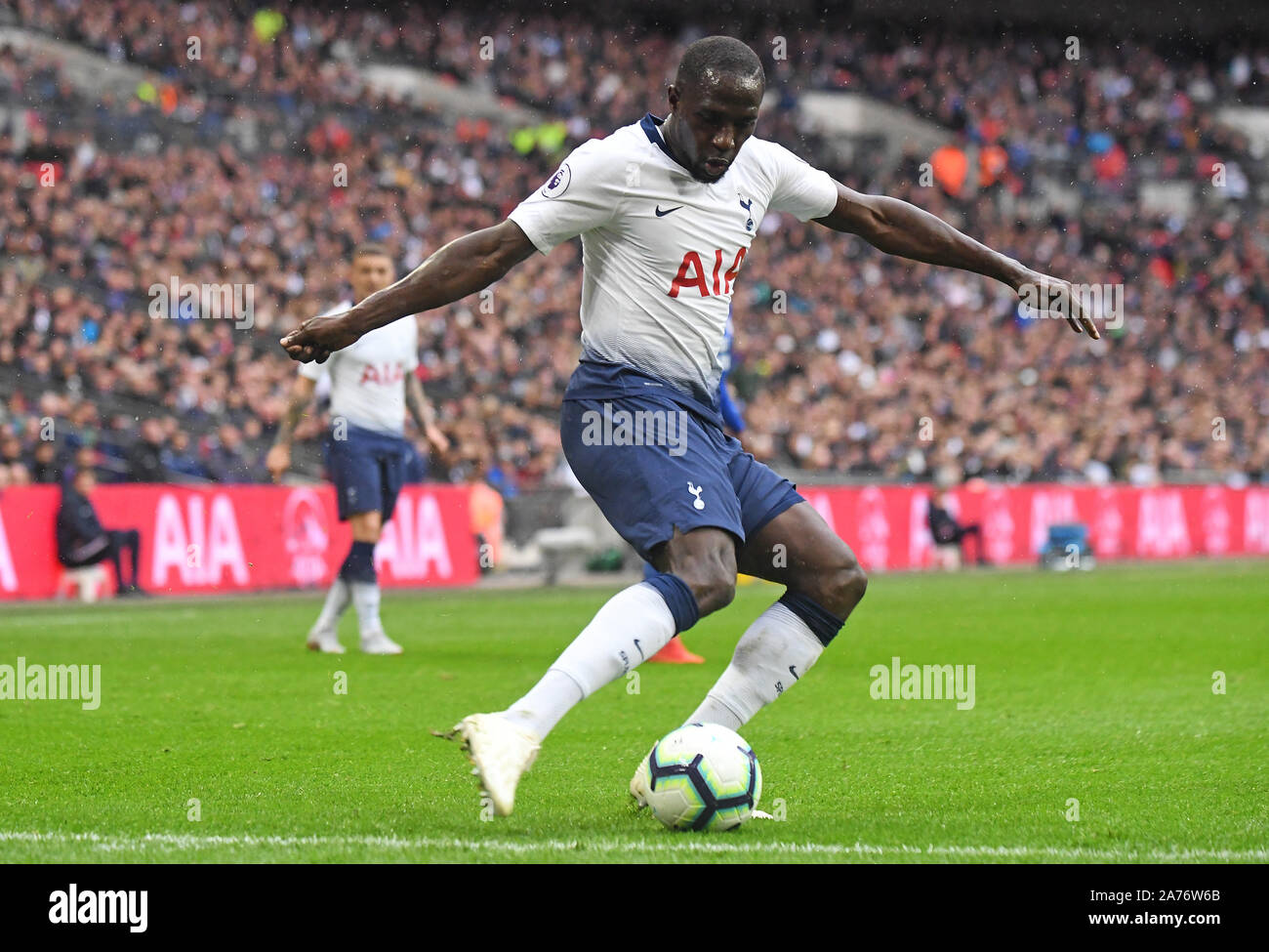 Londra, Inghilterra - Ottobre 6, 2018: Moussa Sissoko del Tottenham mostrato durante il 2018/19 English Premier League tra Tottenham Hotspur e Cardiff City a Wembley Stadium. Foto Stock