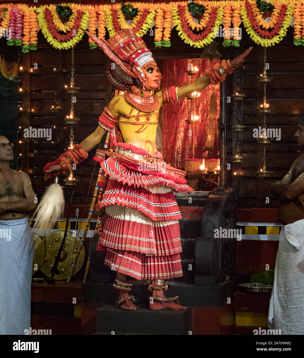 Theyyam ballerino Foto Stock