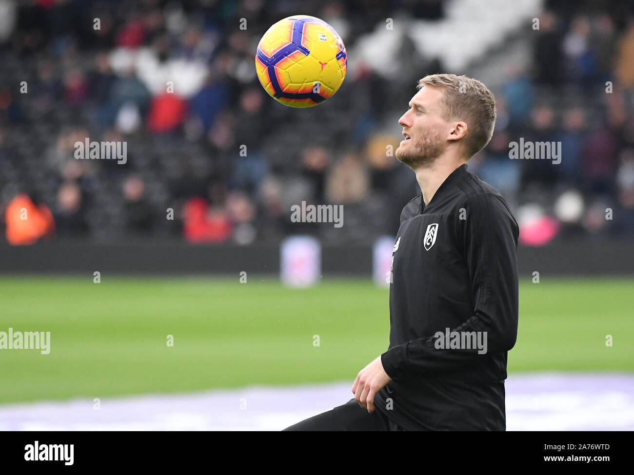 Londra, Inghilterra - Ottobre 27, 2018: Andre Schurle di Fulham raffigurato prima dell'2018/19 English Premier League tra Fulham FC e AFC Bournemouth a Craven Cottage. Foto Stock