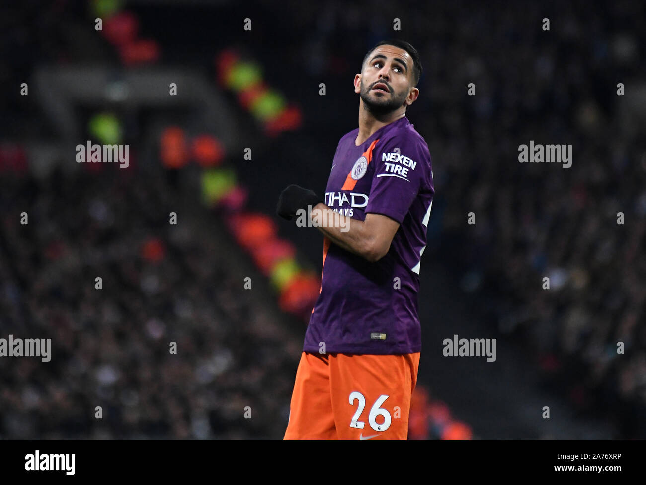 Londra, Inghilterra - Ottobre 29, 2018: Riyad Mahrez della città nella foto durante il 2018/19 English Premier League tra Tottenham Hotspur e il Manchester City a Wembley Stadium. Foto Stock