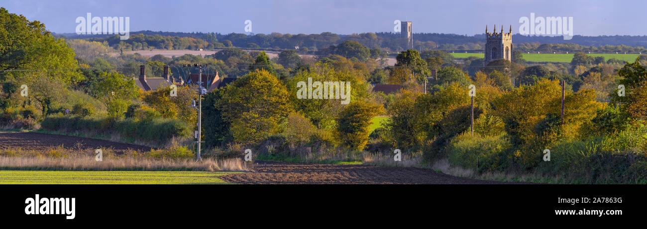 Santa Maria la Vergine Chiesa al villaggio Northrepps e St James chiesa a Southrepps North Norfolk Foto Stock