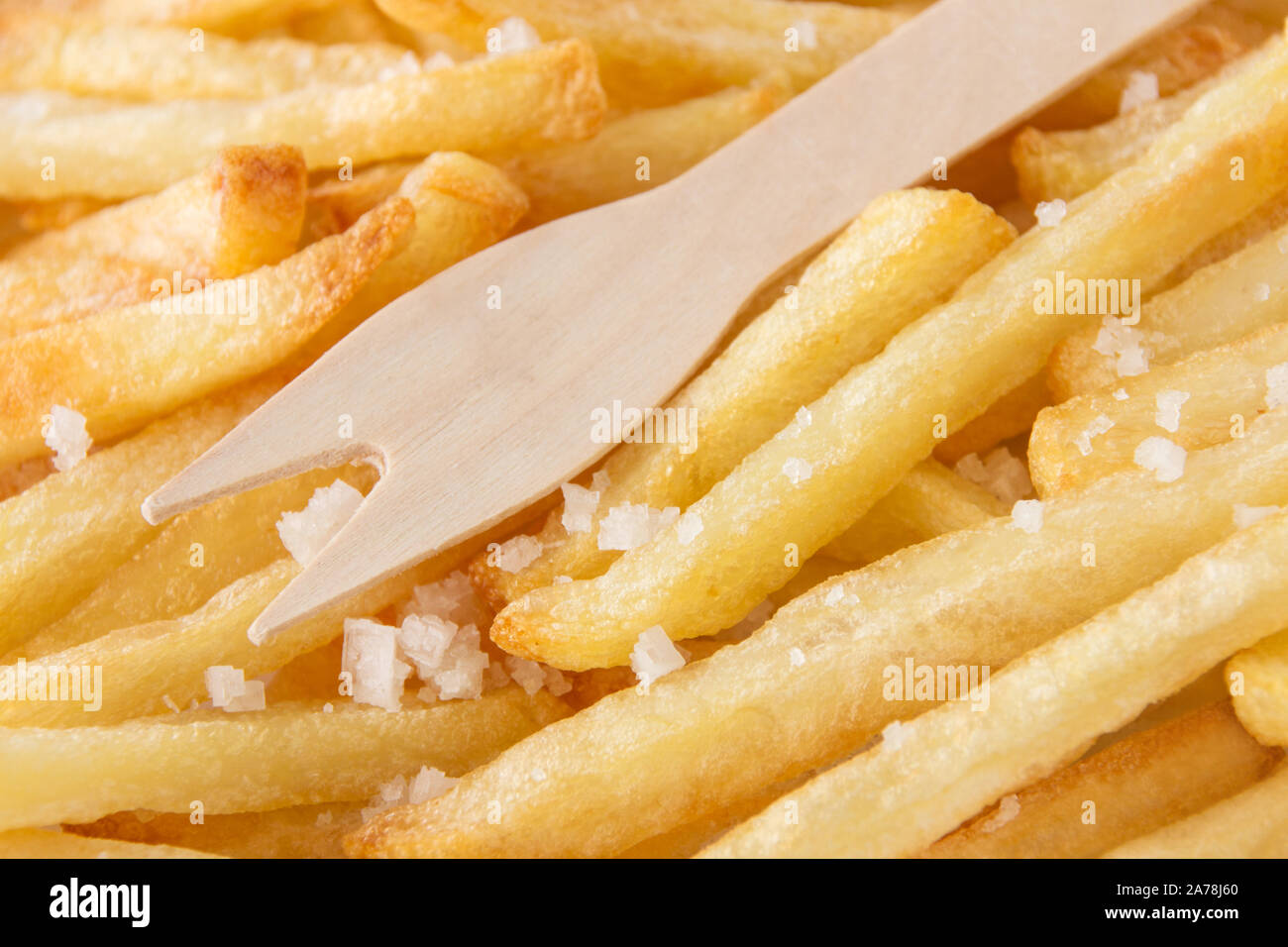 Frutta e verdura in un cestello con etichetta Foto Stock