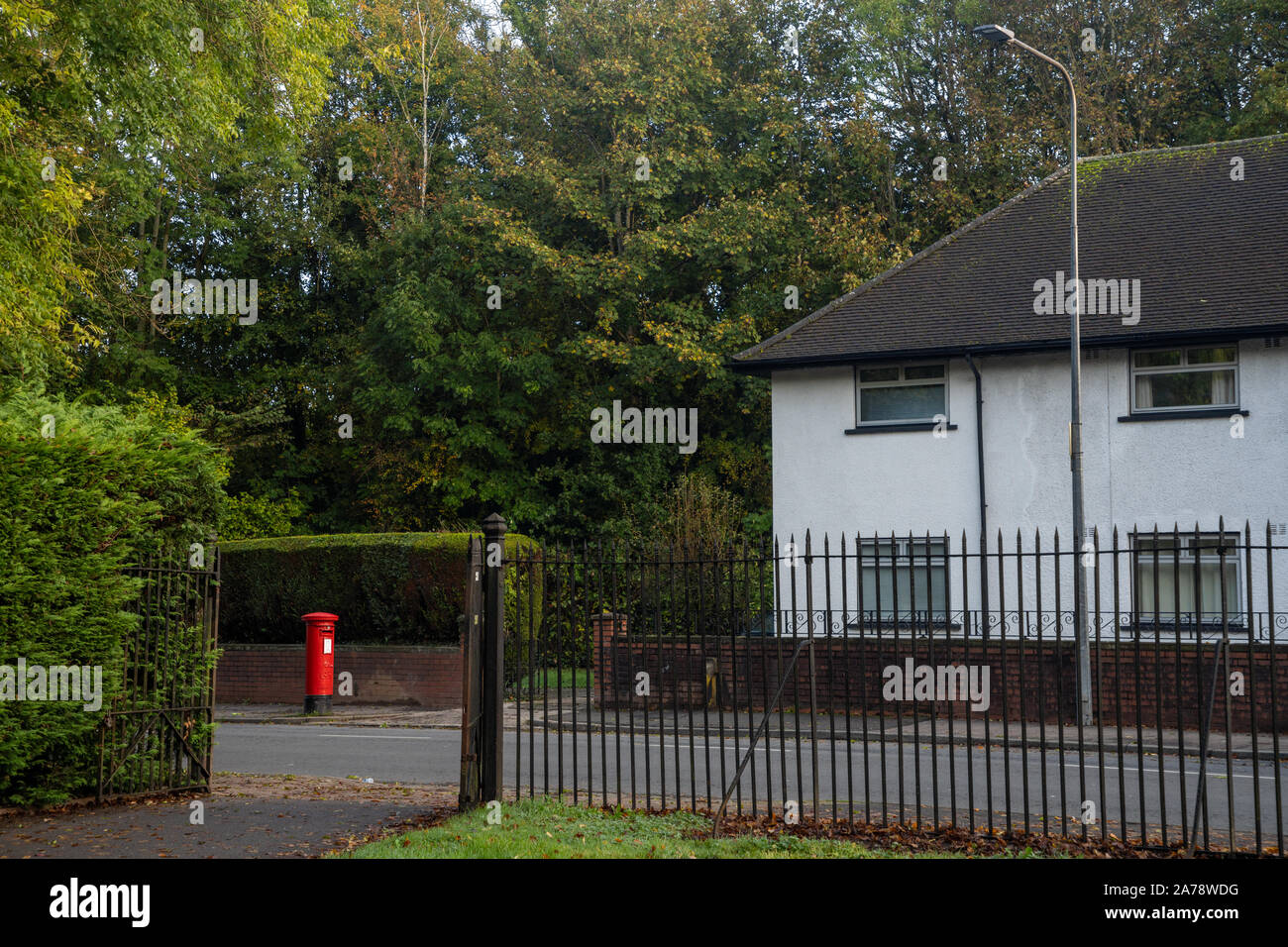 Colori autunnali, Roath Park, Roath, Cardiff, Galles, UK. Foto Stock