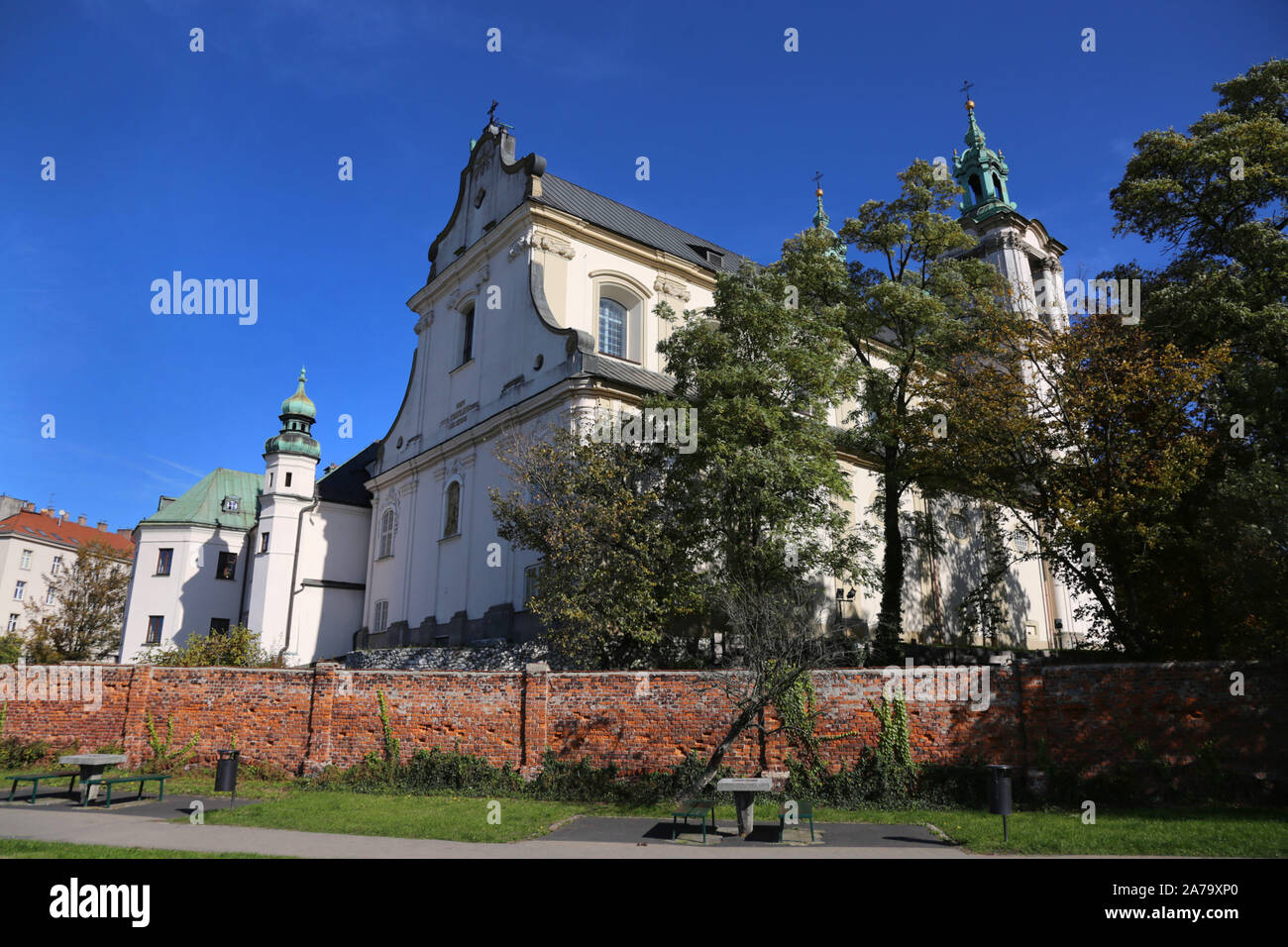 Cracovia. Cracovia. La Polonia. Chiesa di San Michele Arcangelo e San Stanislao Vescovo e martire e Padri Paolini monastero chiamato 'Na Skalce' Foto Stock