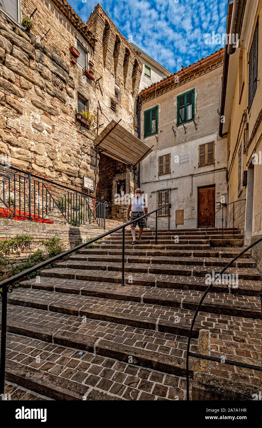 Italia Marche Osimo Porta Musone| Italia Marche Osimo Musone gate Foto Stock