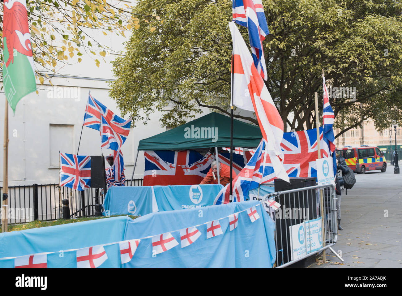 Londra, UK 31 ottobre 2019. Pro Brexit manifestanti di fronte al Parlamento. Foto Stock