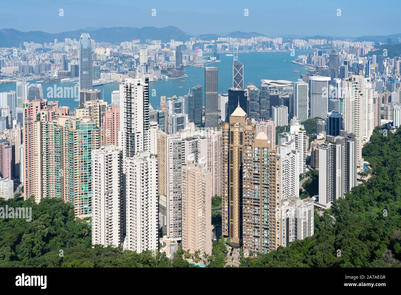 Il giorno dello skyline di Hong Kong dal picco di Hong Kong, Cina Foto Stock