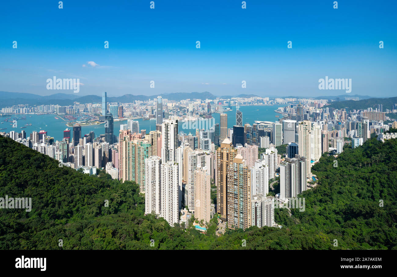 Il giorno dello skyline di Hong Kong dal picco di Hong Kong, Cina Foto Stock