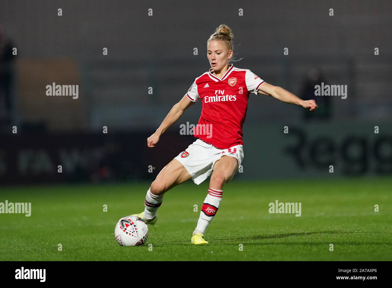 BOREHAMWOOD, Inghilterra - 31 ottobre: Leonie Maier di Arsenal passa la palla durante il femminile UEFA Champions League football match tra Arsenal Donne vs SK Slavia Praha Donne al Parco Prato su ottobre 31, 2019 a Borehamwood, Inghilterra (foto di Daniela Porcelli/SPP) Credito: SPP Sport Stampa foto. /Alamy Live News Foto Stock