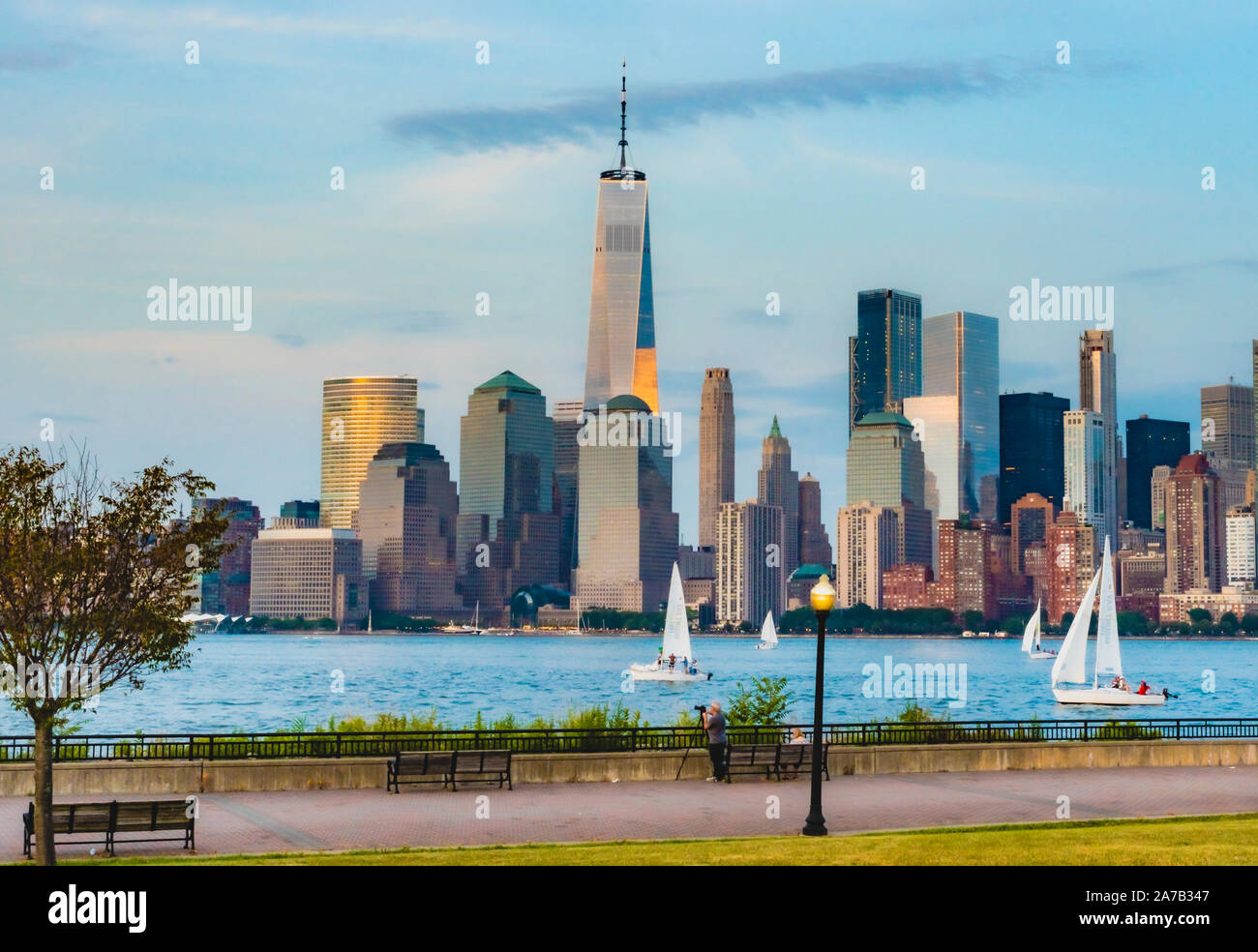 New York City Sky linee sono alcuni dei migliori del cielo della città viste in tutto il mondo. Foto Stock