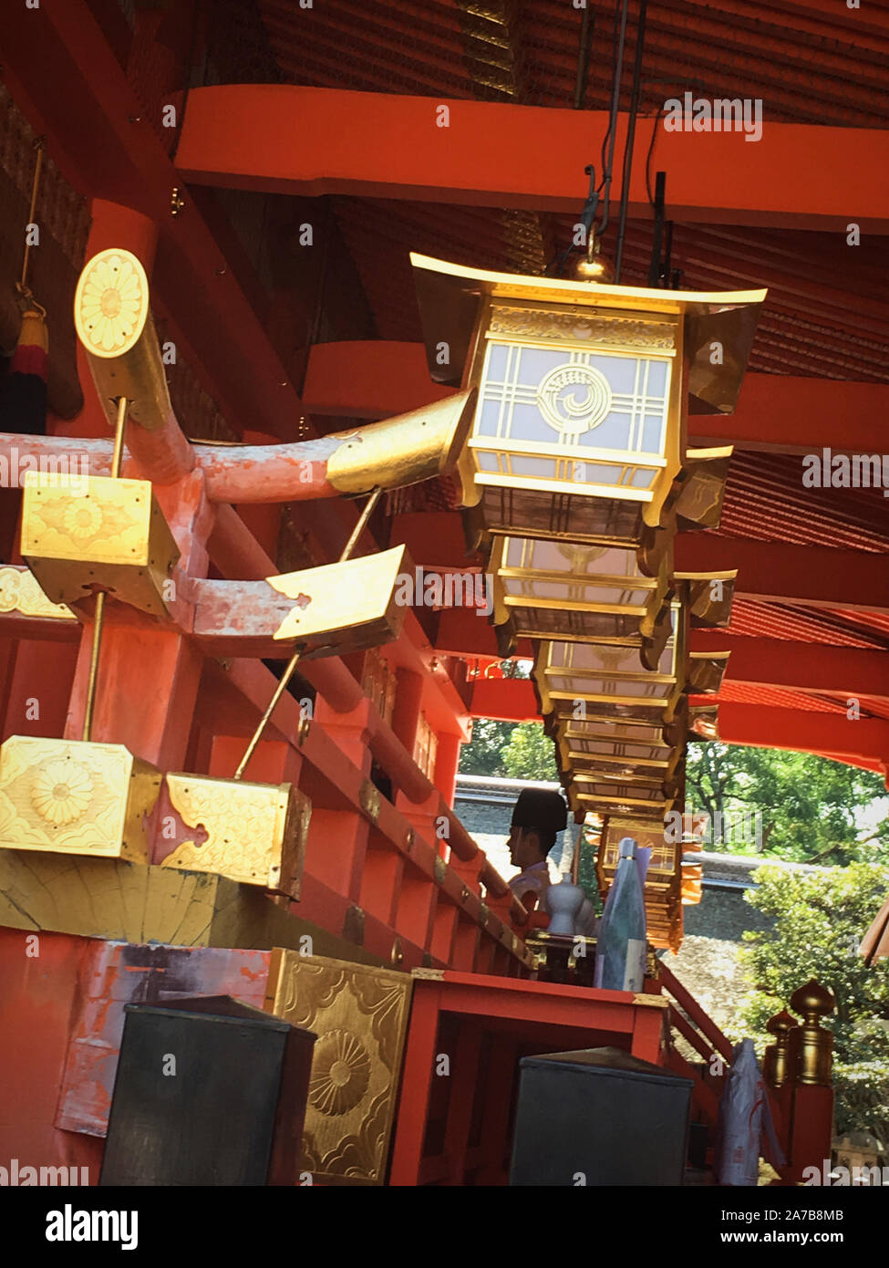 Il Torii gates di Fushimi Inari Taisha, Giappone. Fushimi Inari taisha-(伏見稲荷大社) è in testa al santuario di Inari Kami, situato in Fushimi-ku, Kyoto. Foto Stock