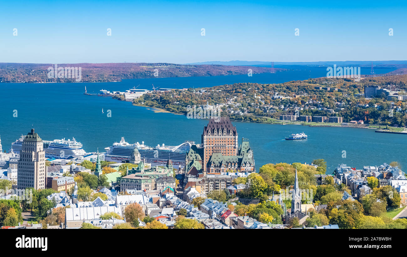 Quebec City, panorama della città con il fiume Saint-Laurent in background Foto Stock