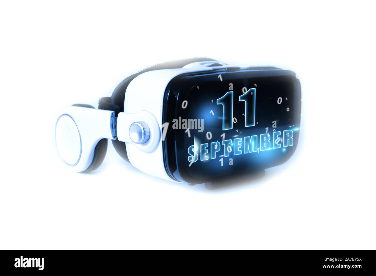 Settembre 11th. Il giorno 11 del mese, data di calendario il mese e il giorno si illumina sul casco di realtà virtuale e ciò o occhiali VR. Le tecnologie virtuali, futuro, 3D la realtà, Foto Stock