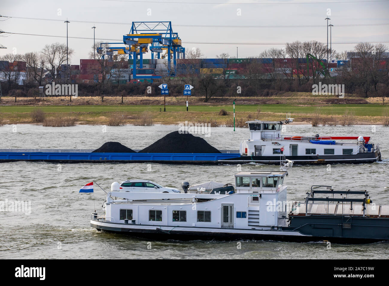 Duisburg, Terminal container di Logport Hafen, DIT ...