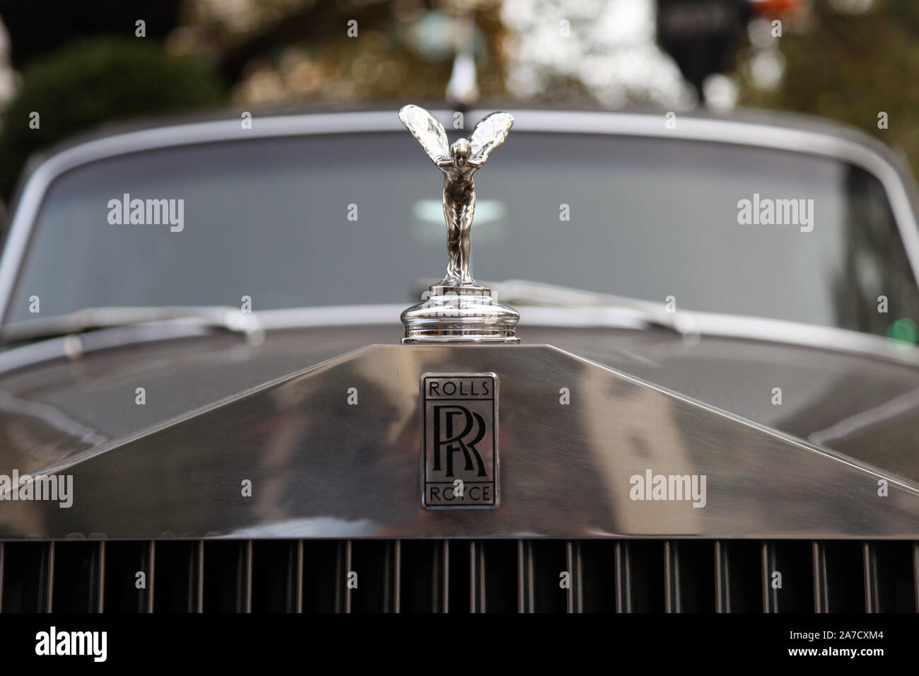 Rolls Royce Silver Cloud III closeup di Emily, flying lady mascotte del radiatore sul cofano Foto Stock