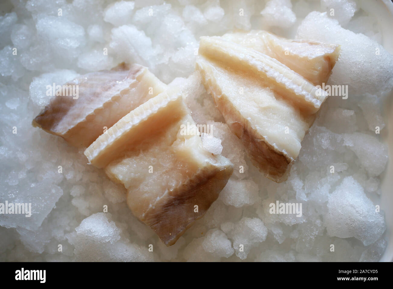 Viste generali di Harry's Fish & Chip shop a Chichester, West Sussex, Regno Unito. Foto Stock