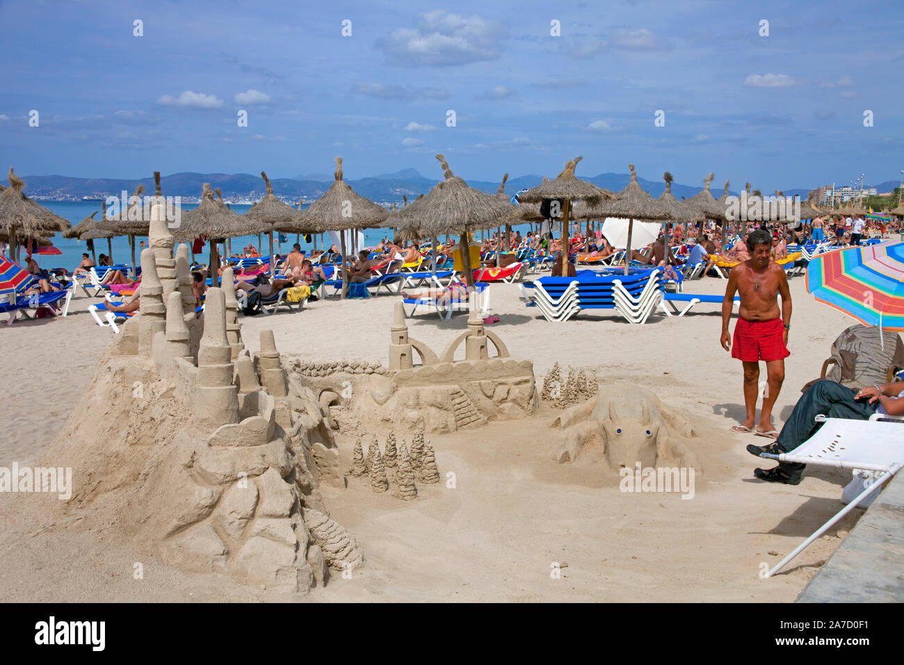 Sandcastle in spiaggia, Ballermann, Playa de Palma, El Arenal, Maiorca, isole Baleari, Spagna Foto Stock