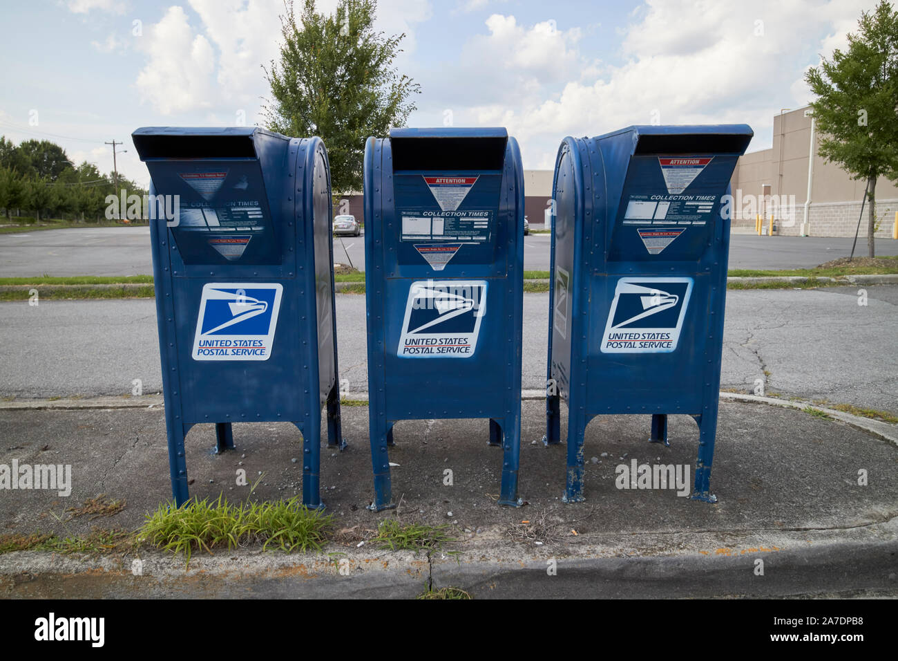 Servizio Postale degli Stati Uniti mail inviare scatole usps Oak Ridge tennessee USA Foto Stock