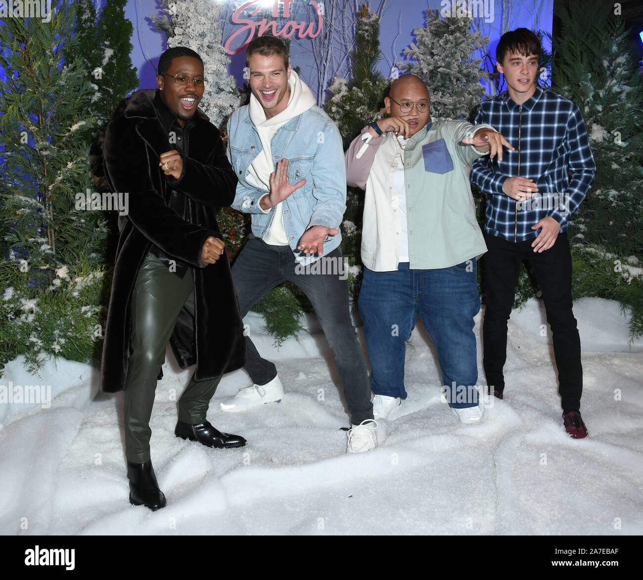 01 Novembre 2019 - Beverly Hills, la California - Shameik Moore, Matteo Noszka, Jacob Batalon, Mitchell speranza. Netflix "Let It Snow" Foto chiamata in attesa al Four Season Hotel. Photo credit: Birdie Thompson/AdMedia/MediaPunch Foto Stock