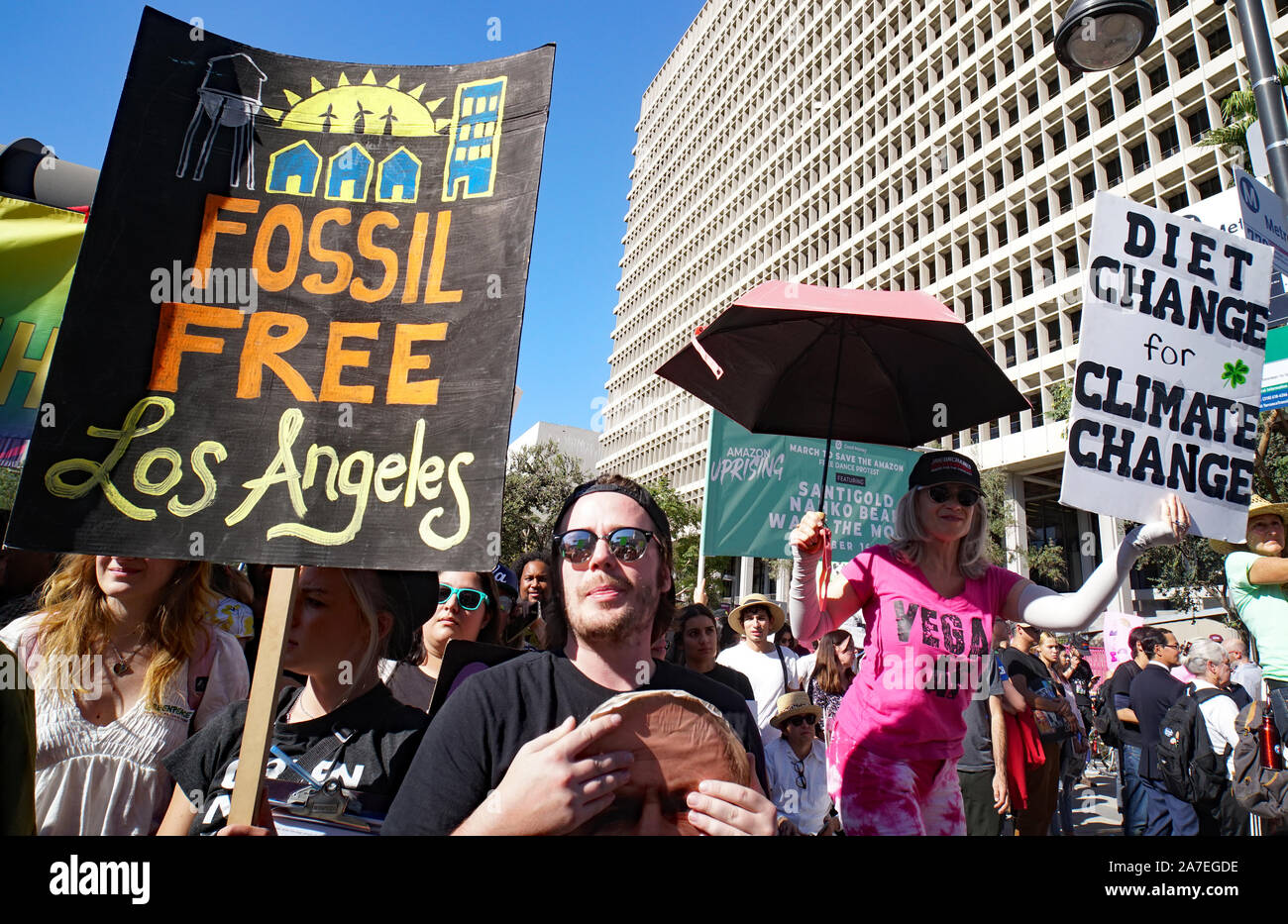 02 novembre 2019, Los Angeles, California, centinaia di raccogliere a Los Angeles per sciopero del clima Foto Stock