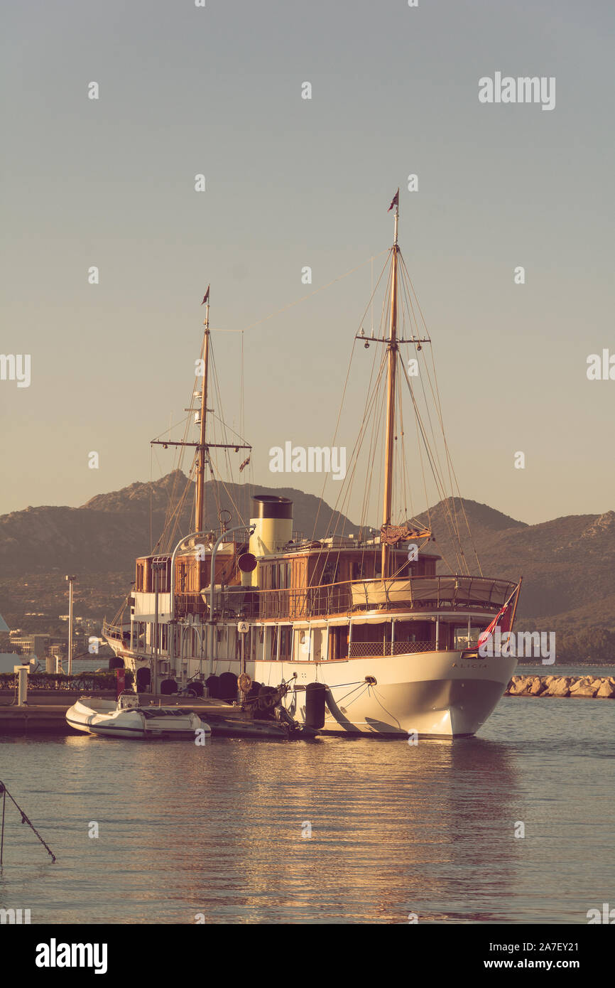 Olbia sardegna, 19 agosto 2019 : ALICIA YACHT VINTAGE yacht costruito nel 1930 Foto Stock