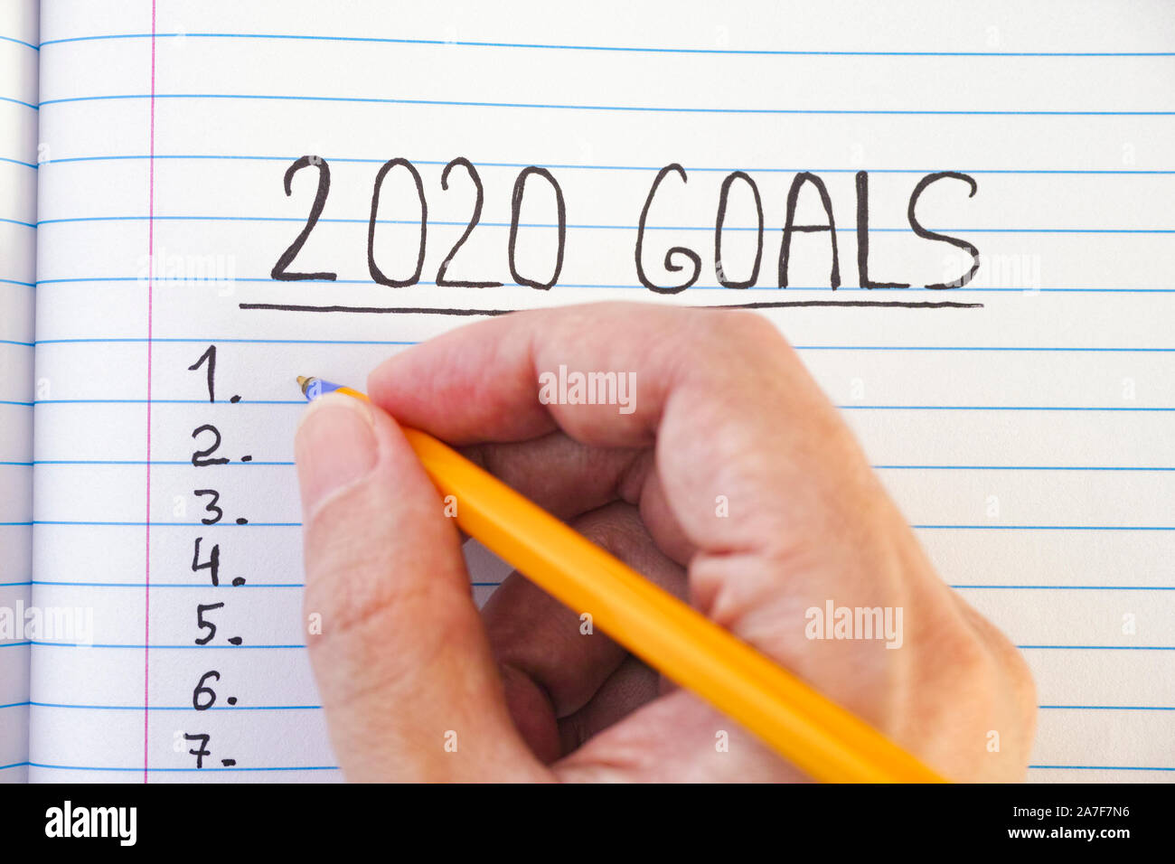 2020 Elenco degli obiettivi sul foglio di notebook. Close up. Foto Stock