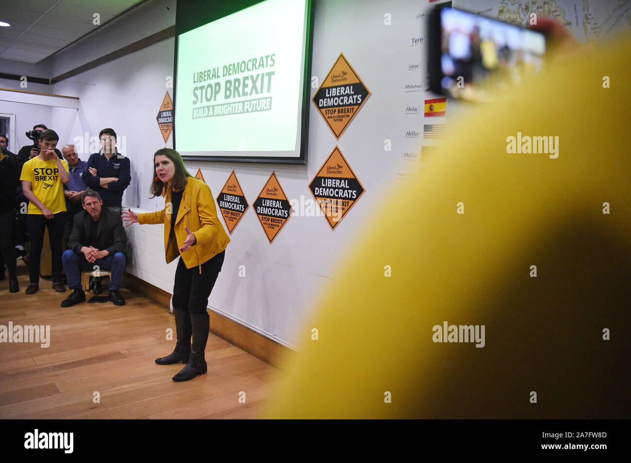 Gruppo del Partito europeo dei liberali democratici leader Jo Swinson parla durante il lancio di Sam Gyimah MP campagna in Kensington, una nuova sede di destinazione per il partito, St Sarkis Chiesa Armena in Kensington, Londra. Foto di PA. Picture Data: Sabato 2 Novembre, 2019. Foto di credito dovrebbe leggere: Kirsty O'Connor/PA FILO Foto Stock