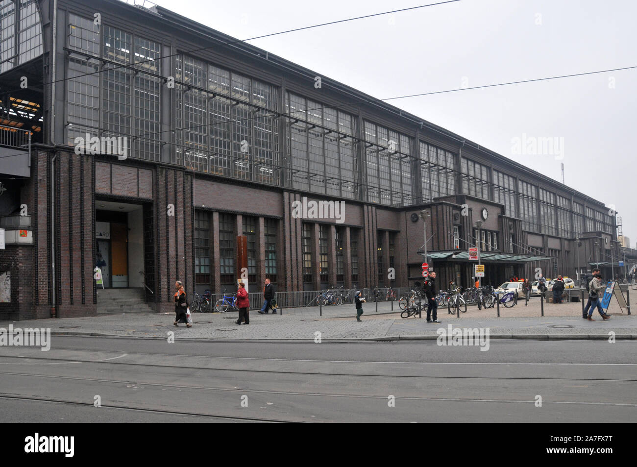 Intorno a Berlino - La stazione Friedrichstrasse Foto Stock